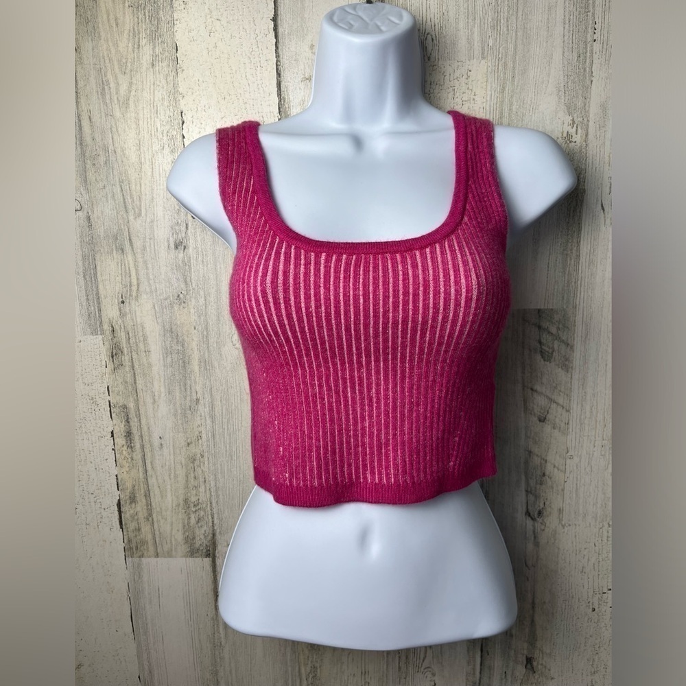Wild fable pink knit crop top nwt size xsmall